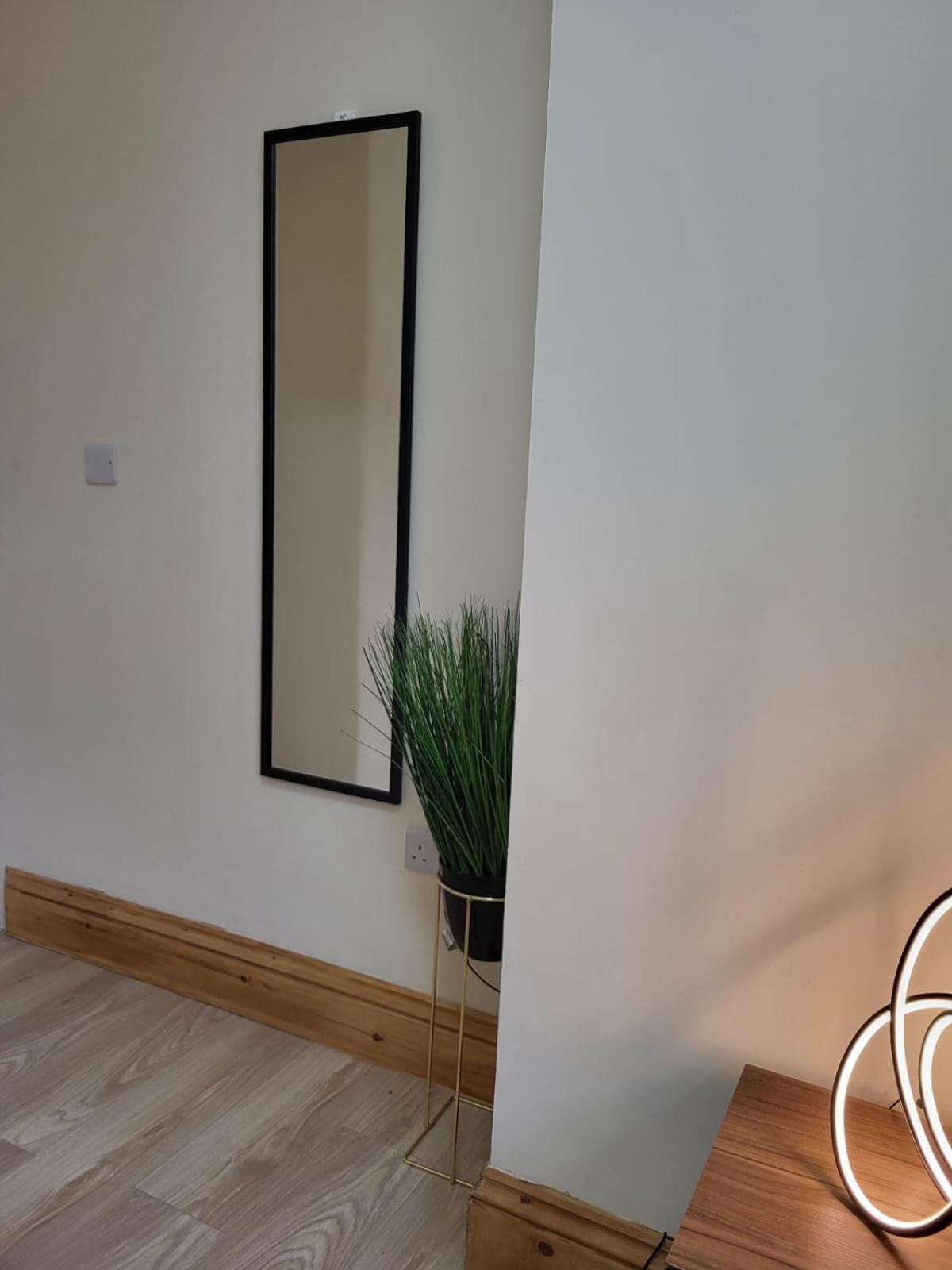 Rooms In Manchester 6 Minutes Drive To Victoria Station Eksteriør billede