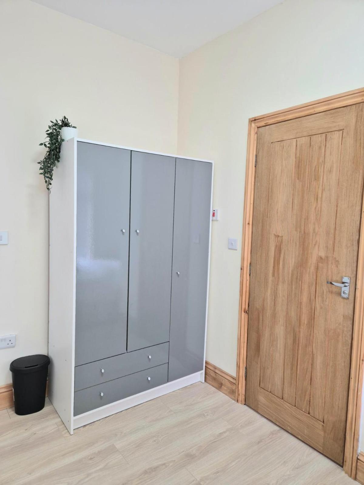 Rooms In Manchester 6 Minutes Drive To Victoria Station Eksteriør billede
