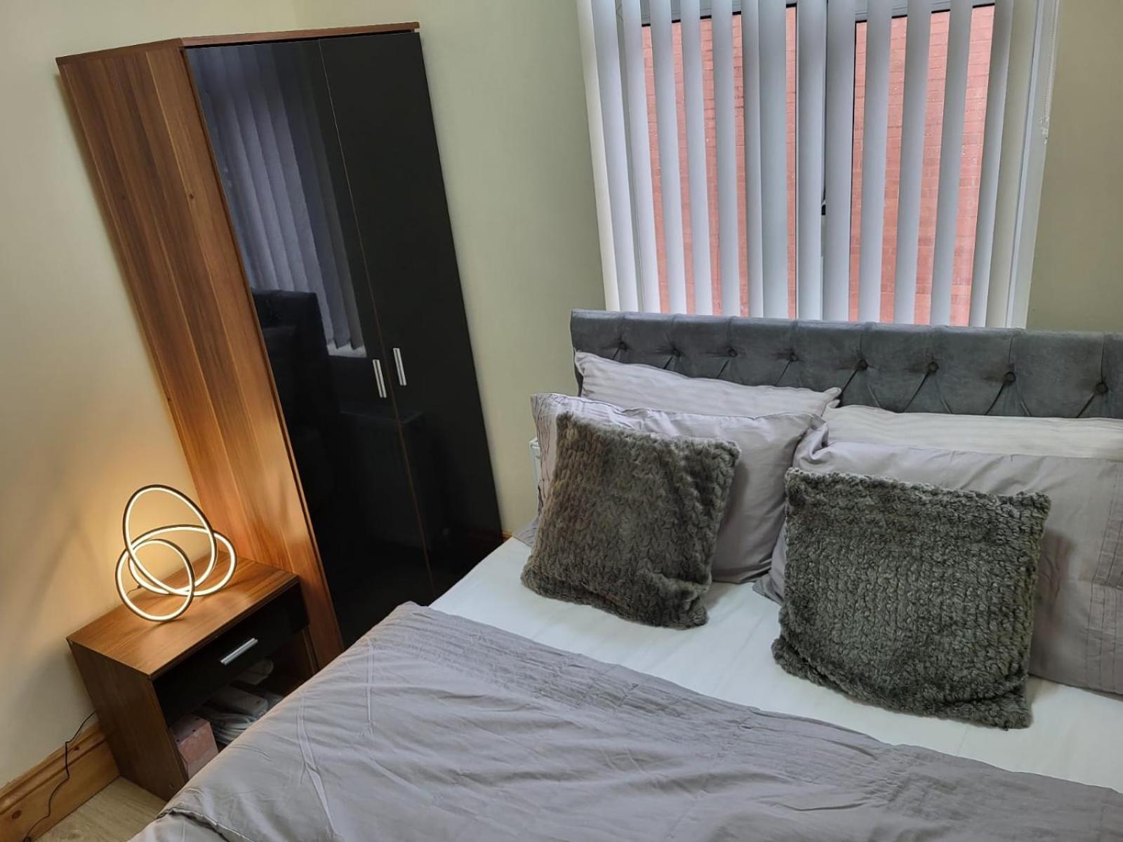 Rooms In Manchester 6 Minutes Drive To Victoria Station Værelse billede