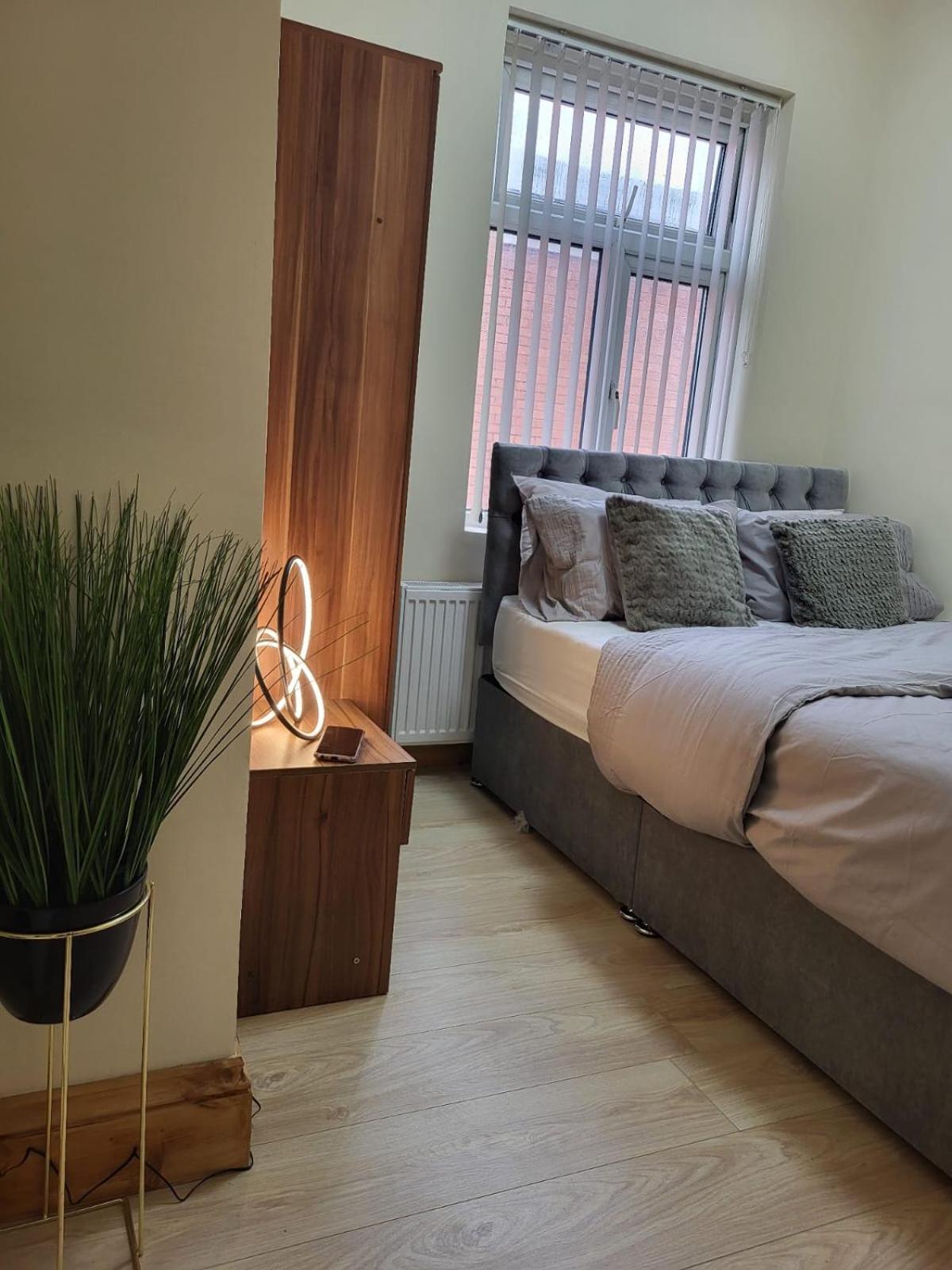 Rooms In Manchester 6 Minutes Drive To Victoria Station Værelse billede